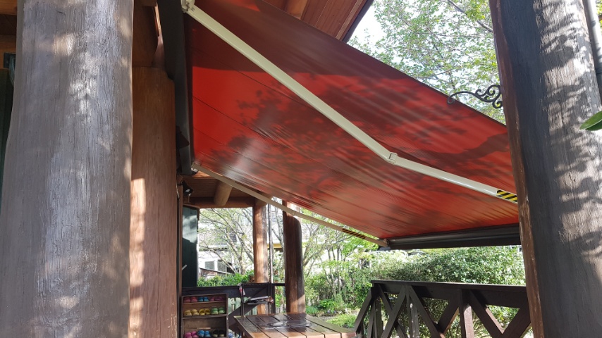 awning 
